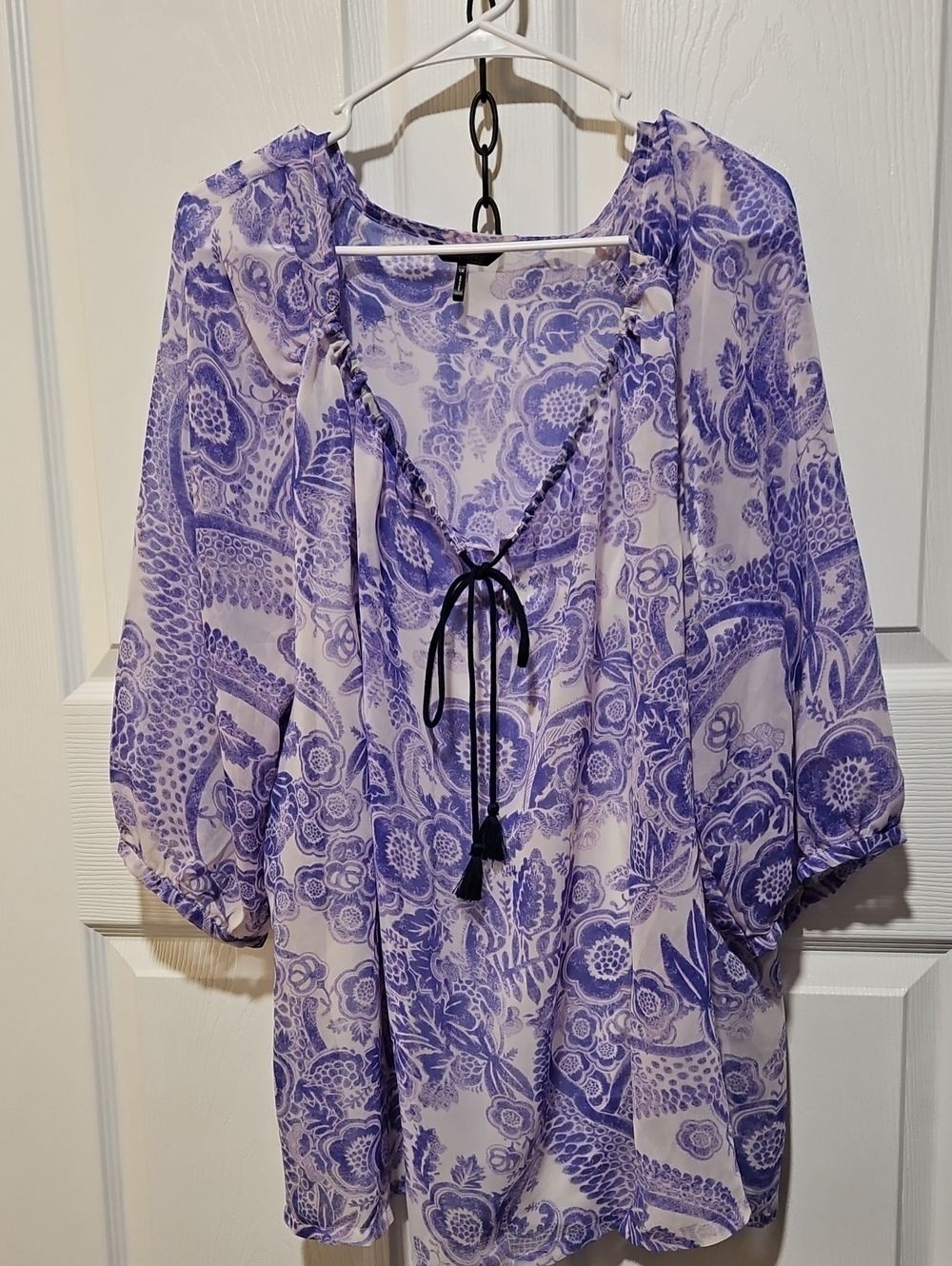Daisy Fuentes Lavender Paisley Tie-Front Blouse